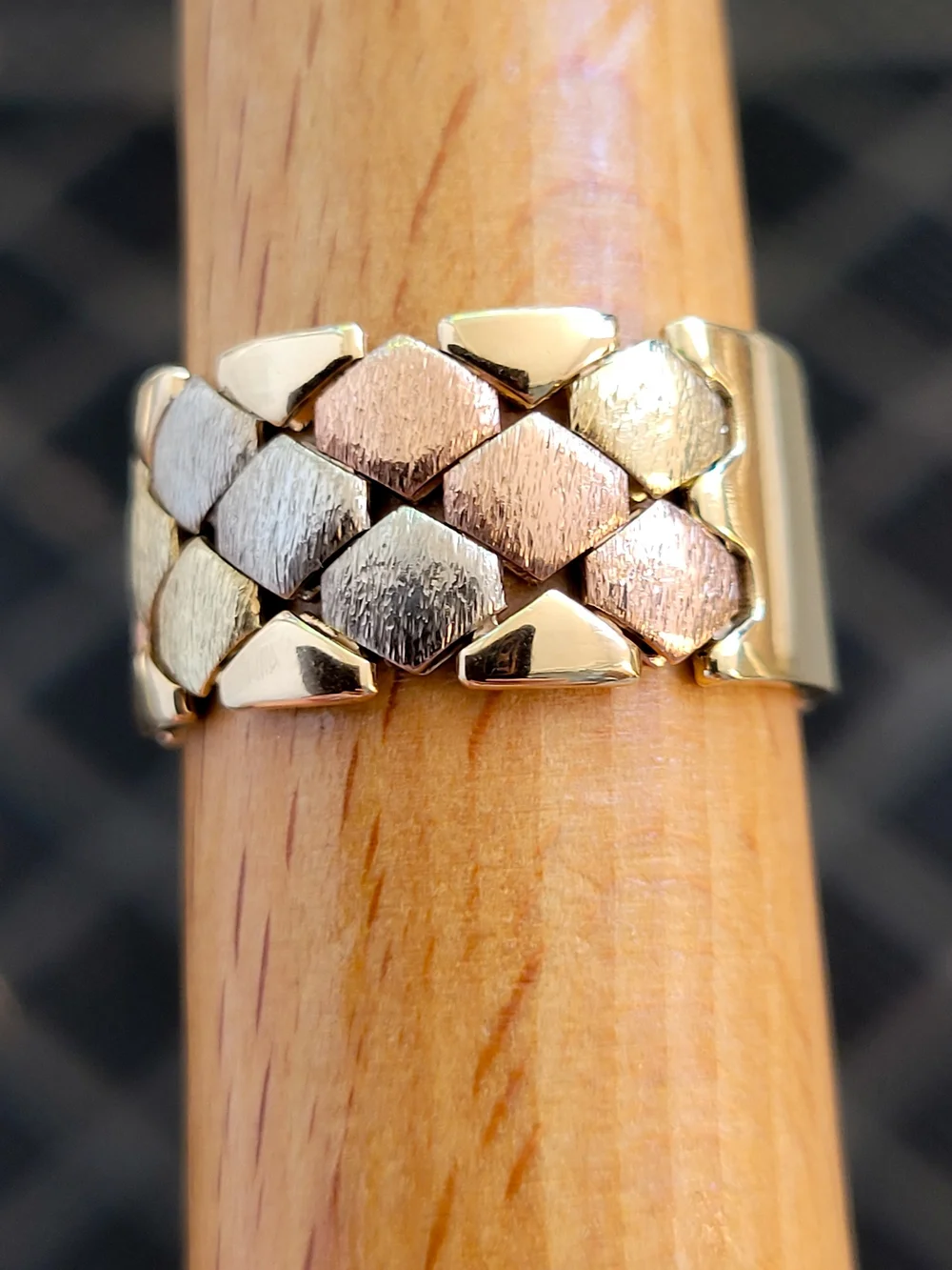 14K Tri-Color Gold Satin Flexible Cigar Band Ring Size 9 – Made in Italy! 👌🎁